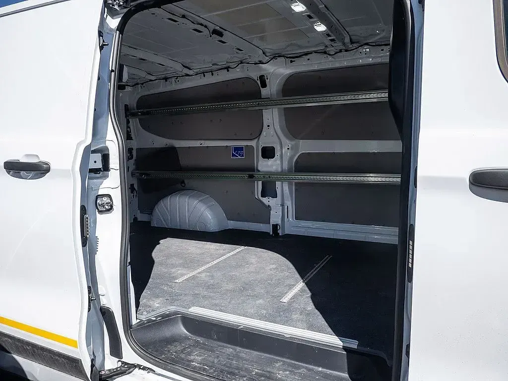 Usata Ford Transit 150 CV (110 kW) 2025 Bianco Berlina