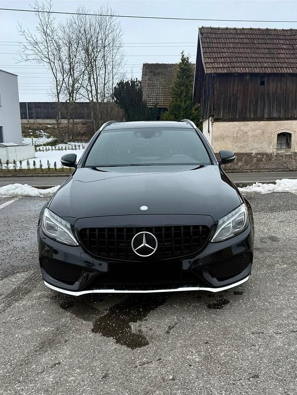 Gebraucht Mercedes C220 170 PS (125 kW) 2016 Schwarz Kombi