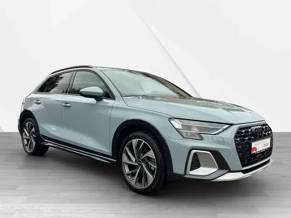 Gebraucht Audi A3 S-Line 150 PS (110 kW) 2025 Pfeilgrau perleffekt Limousine
