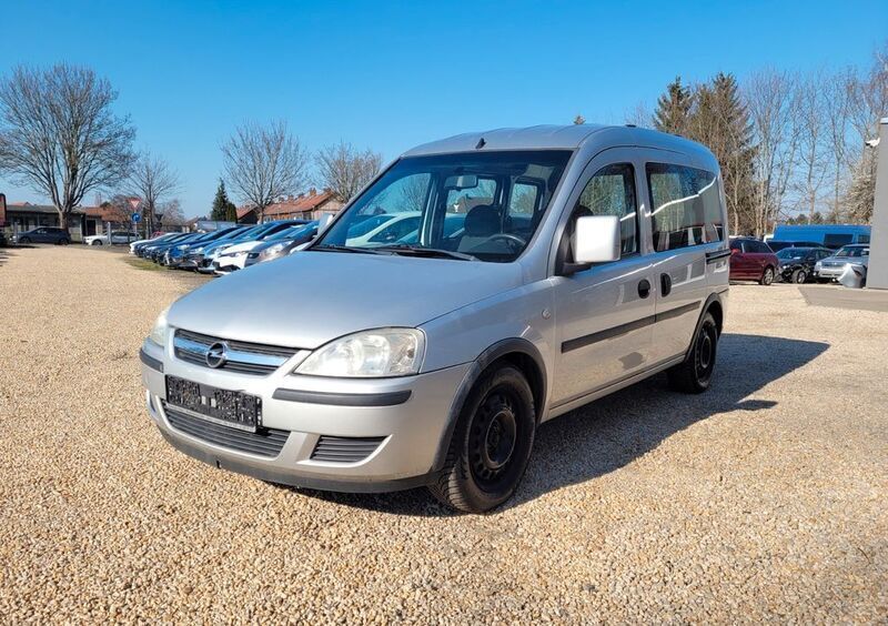Silber Gebraucht 2006 Opel Combo Edition Van / Kleinbus | 1.980 € (Fairer Preis) - Bild 1/4