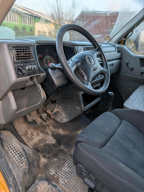 Gebraucht VW T4 70 PS (51 kW) 2001 Gelb Van