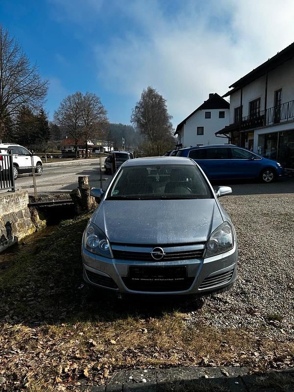 Gebraucht Opel Astra 2005 Blau Limousine