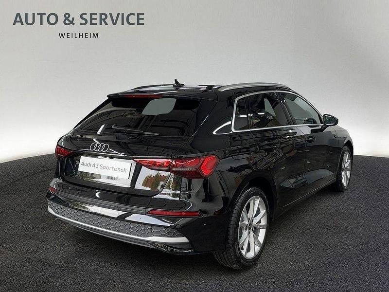 Gebraucht Audi A3 Ambiente 150 PS (110 kW) 2025 Schwarz Limousine