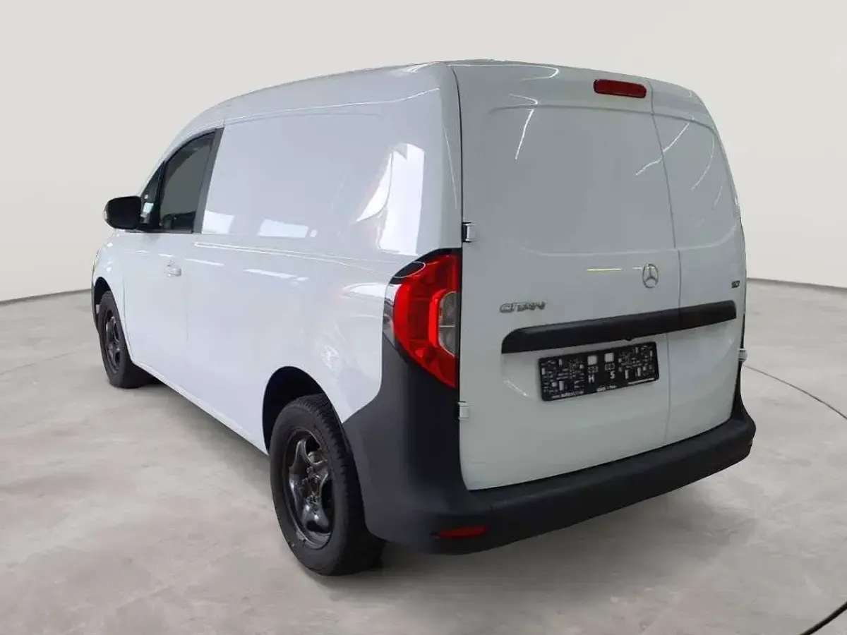 Gebraucht Mercedes Citan 110 102 PS (75 kW) 2024 Arktisweiß Van / Kleinbus
