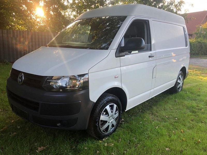 Weiß Gebraucht 2010 VW T5 Van | 8.799 € - Bild 1/4