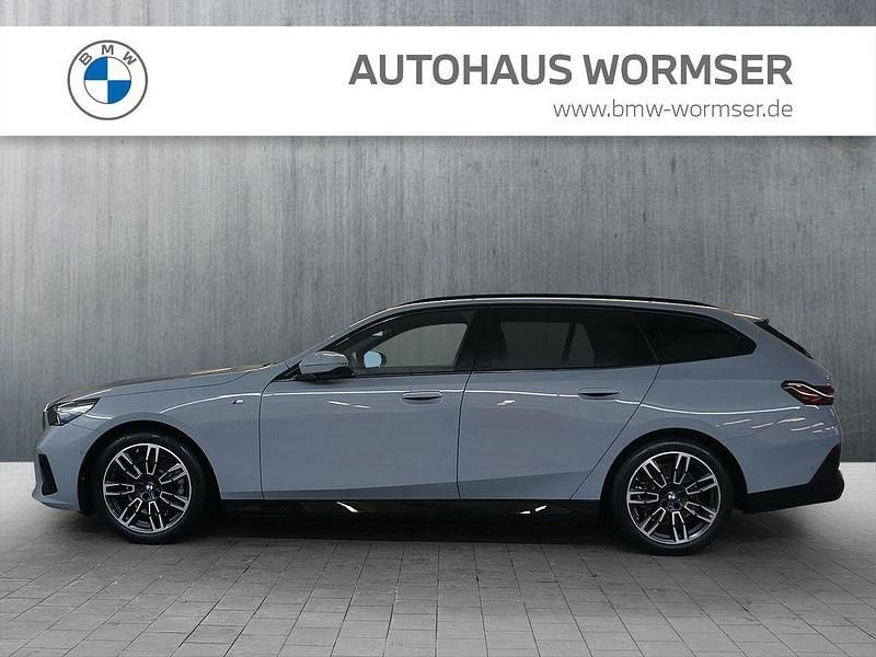 Gebraucht BMW 520 Comfort Edition 197 PS (144 kW) 2025 Grau Kombi