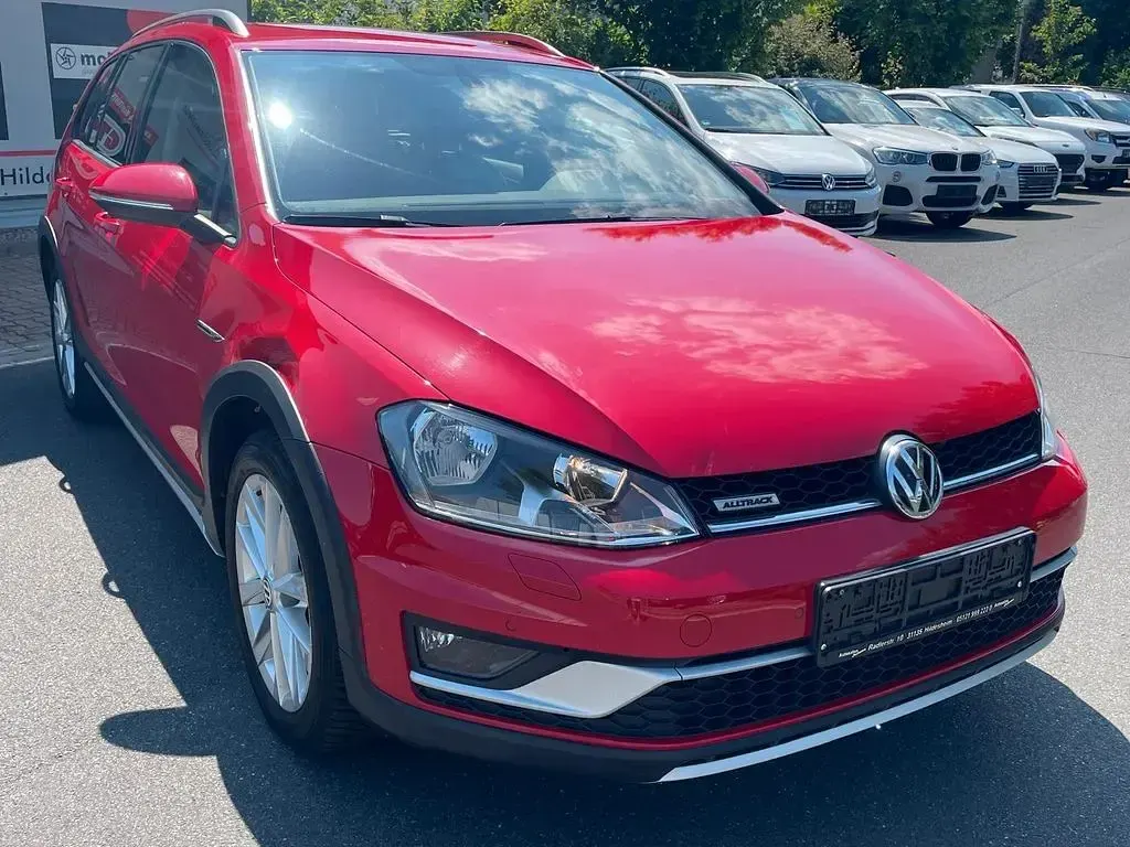Gebraucht VW Golf Alltrack Basis 110 PS (80 kW) 2015 Rot Kombi