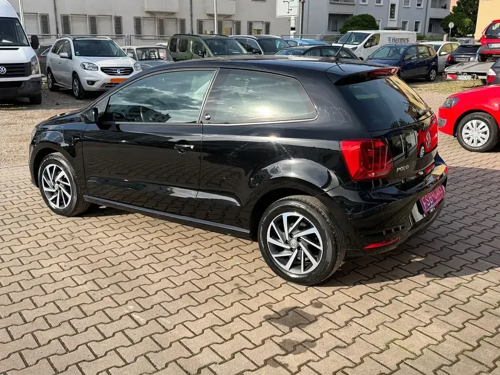Gebraucht VW Polo Sound 75 PS (55 kW) 2017 Schwarz Kleinwagen