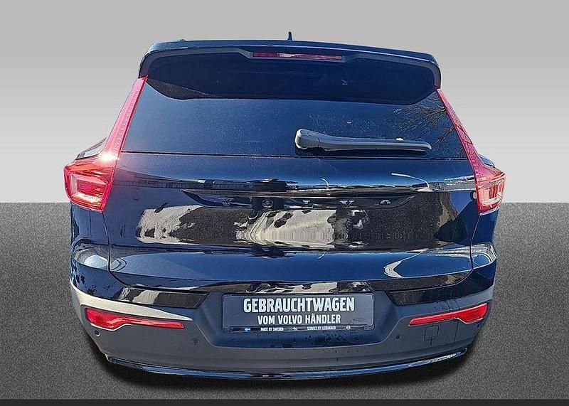 Gebraucht Volvo XC40 Plus 163 PS (119 kW) 2025 Schwarz SUV