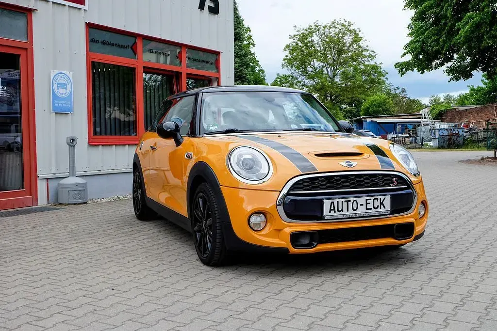 Używany Mini Cooper S Sport 192 KM (141 kW) 2014 Pomarańczowy Hatchback