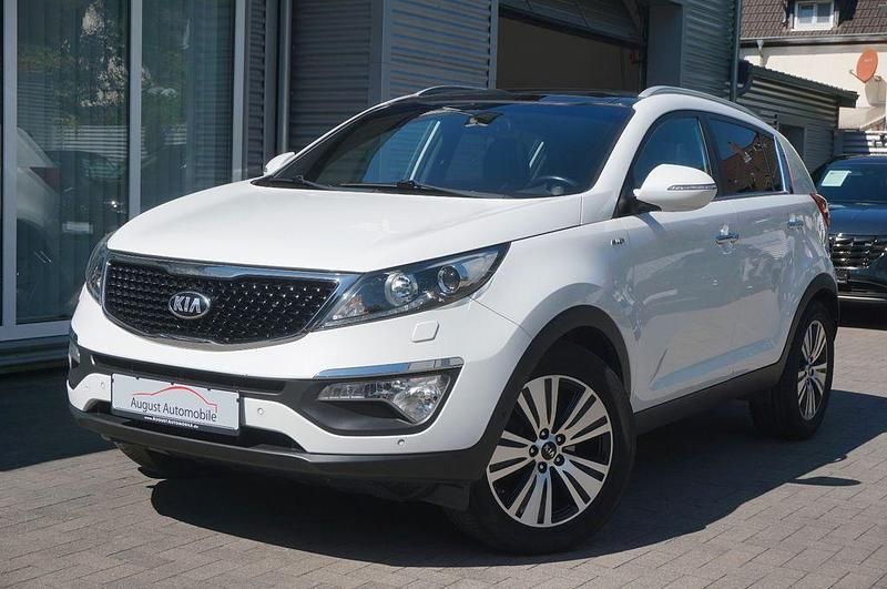 Weiß Gebraucht 2014 Kia Sportage Platinum Edition SUV | 12.770 € (Fairer Preis) - Bild 1/4
