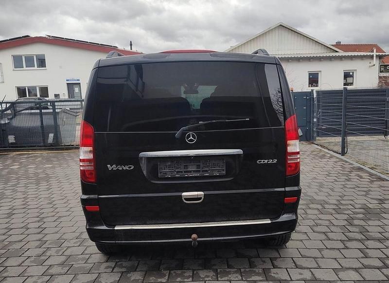 Gebraucht Mercedes Viano 163 PS (119 kW) 2011 Schwarz Van / Kleinbus