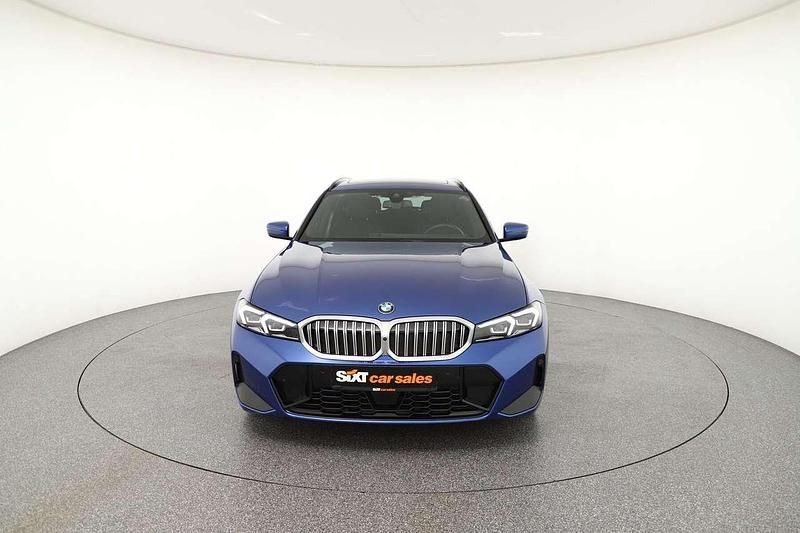 Gebraucht BMW 330 M Sport 245 PS (180 kW) 2025 Blau Kombi