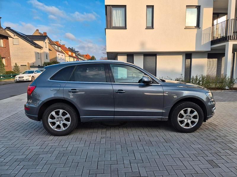 Gebraucht Audi Q5 S-Line 163 PS (119 kW) 2011 Grau SUV
