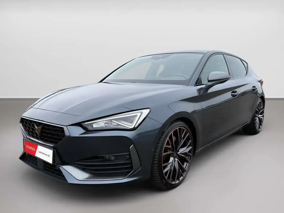 Gebraucht Cupra Leon VZ 300 PS (220 kW) 2024 Magnetic grau Limousine