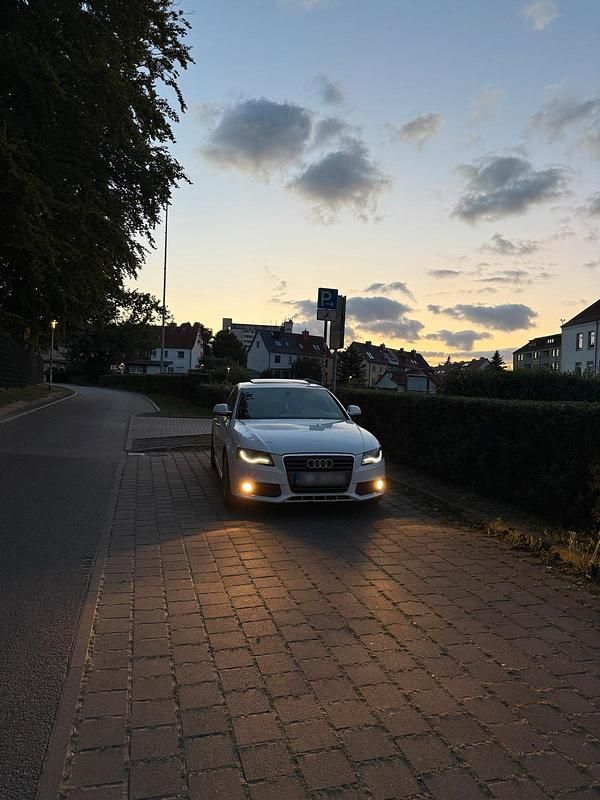 Gebraucht Audi A4 S-Line 160 PS (117 kW) 2008 Weiß Limousine