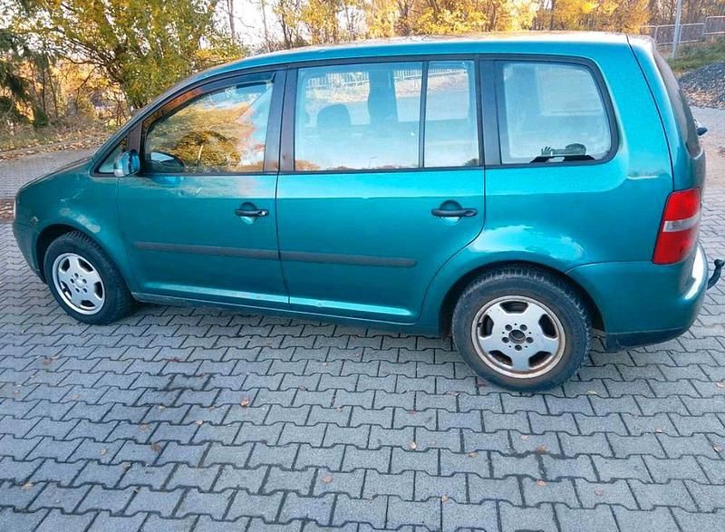 Blau Gebraucht 2003 VW Touran Van / Kleinbus | 1.300 € (Superpreis) - Bild 1/4