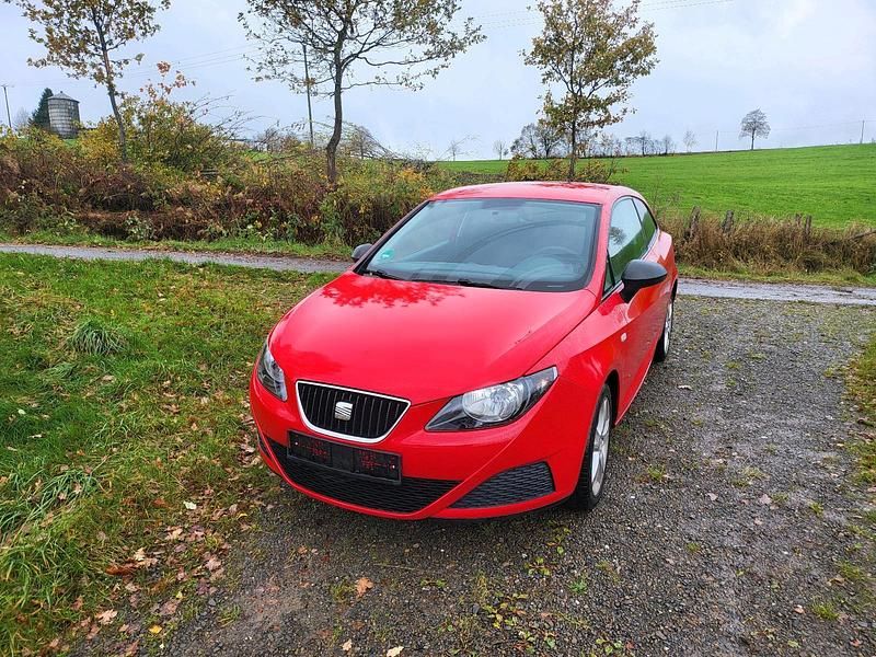 Rot Gebraucht 2010 Seat Ibiza Kleinwagen | 2.200 € (Fairer Preis) - Bild 1/4