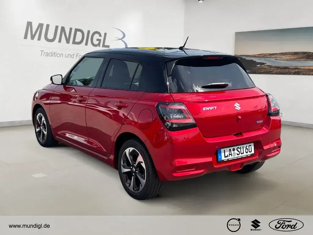 Neu Suzuki Swift Comfort+ 83 PS (61 kW) 2025 Schwarz Kleinwagen