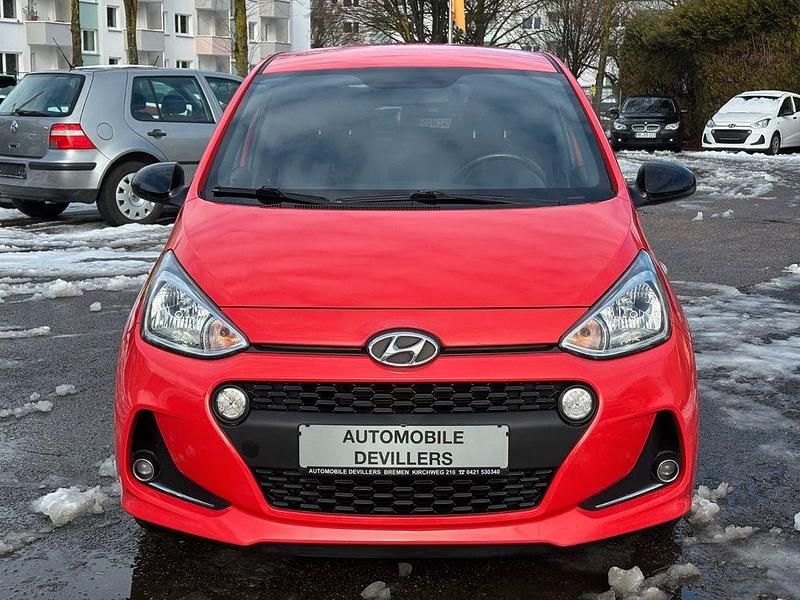 Gebraucht Hyundai i10 Passion 87 PS (63 kW) 2018 Rot Kleinwagen