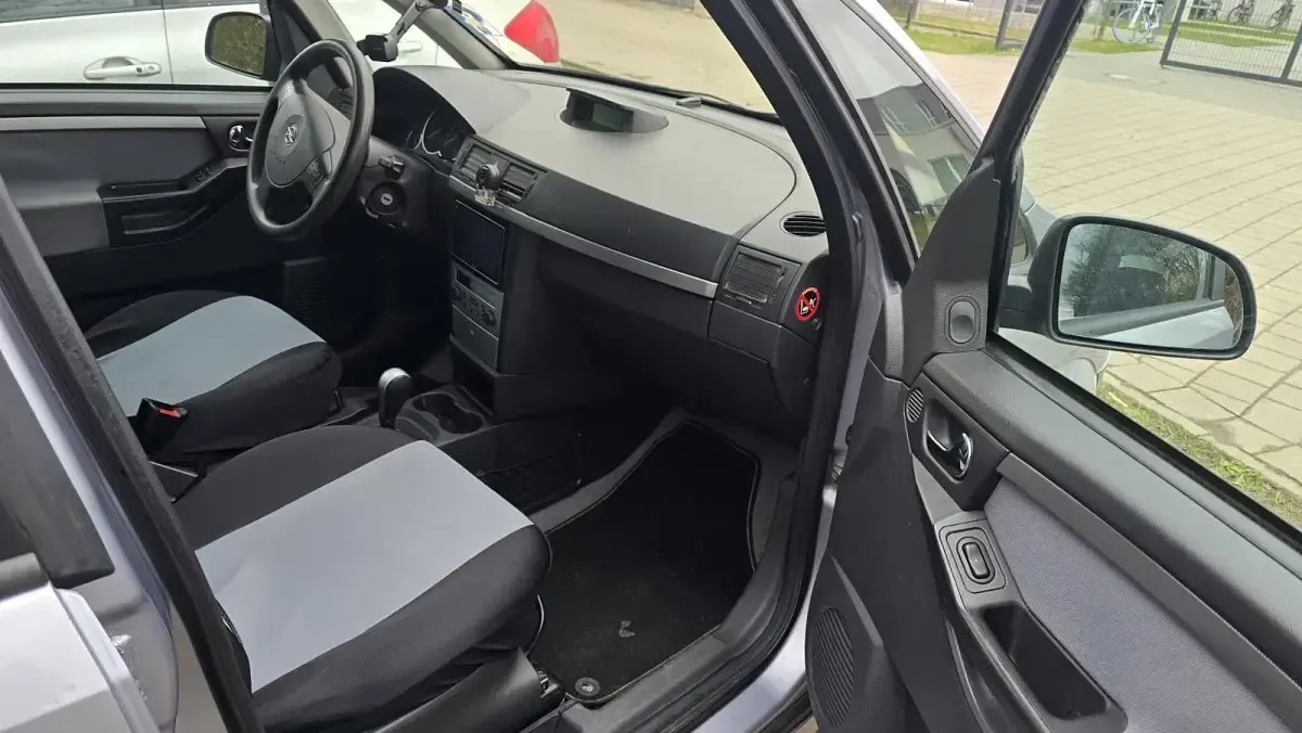 Gebraucht Opel Meriva 125 PS (91 kW) 2004 Grau Van / Kleinbus