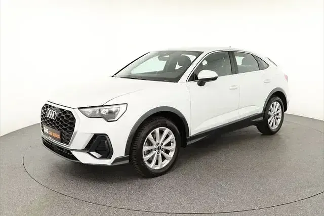 Gebraucht Audi Q3 Sportback Ambiente 190 PS (139 kW) 2025 Weiß SUV