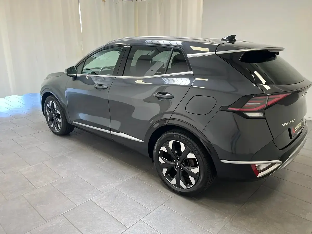 Gebraucht Kia Sportage Spirit 265 PS (194 kW) 2022 Grau SUV