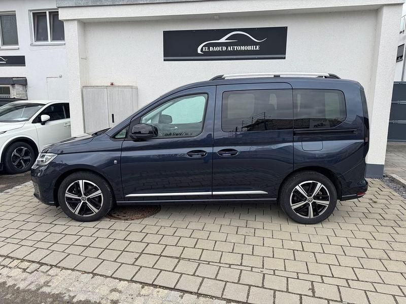Gebraucht VW Caddy Style 122 PS (89 kW) 2022 Blau Van / Kleinbus
