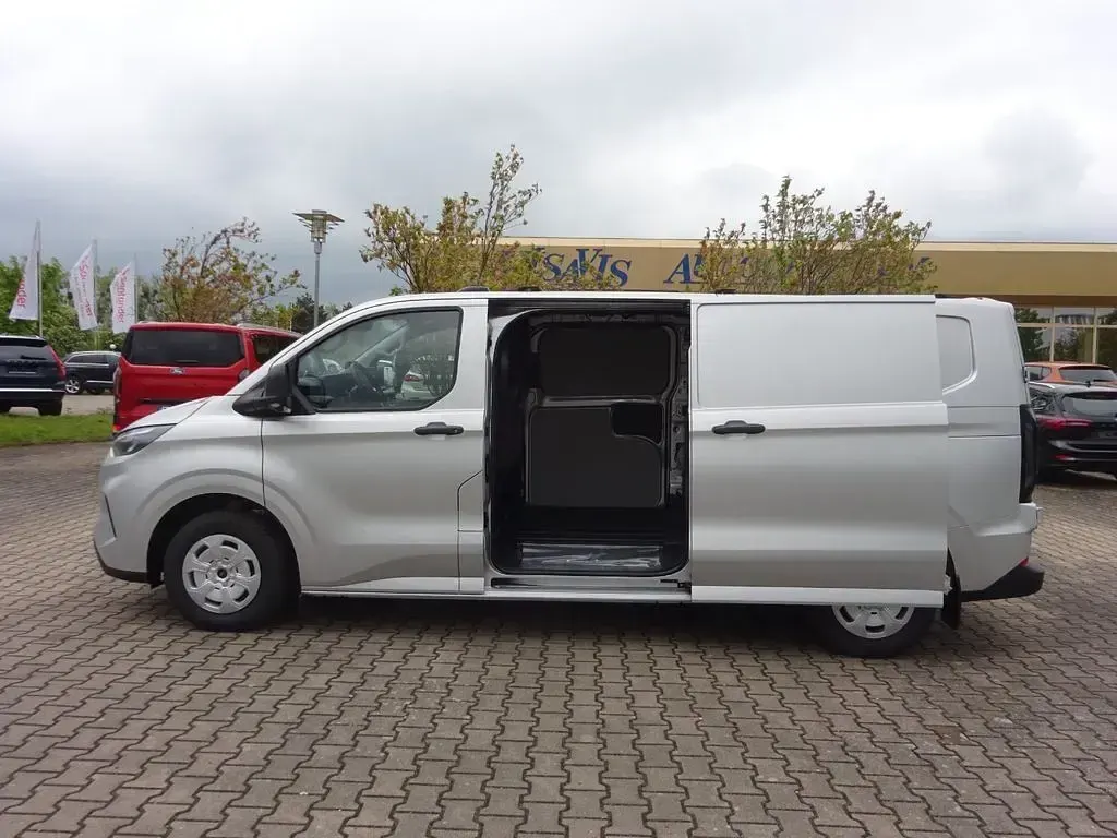 Neu Ford Transit Custom Trend 170 PS (125 kW) 2026 Silber Van / Kleinbus