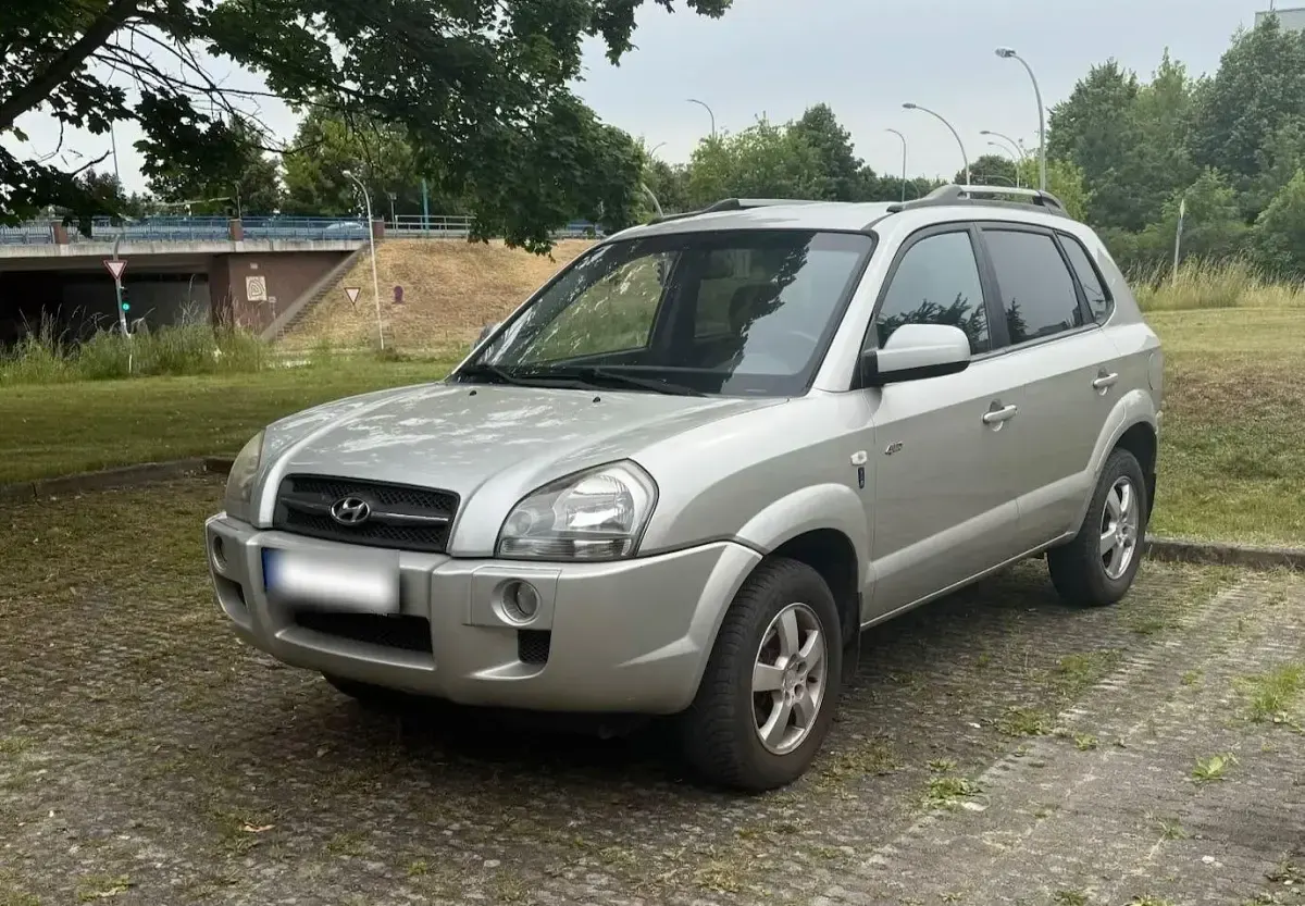 Gebraucht Hyundai Tucson GLS 150 PS (110 kW) 2008 Grau SUV