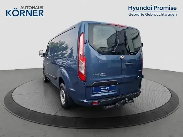 Second-hand Ford Transit Custom 170 CP (125 kW) 2021 Albastru Monovolum