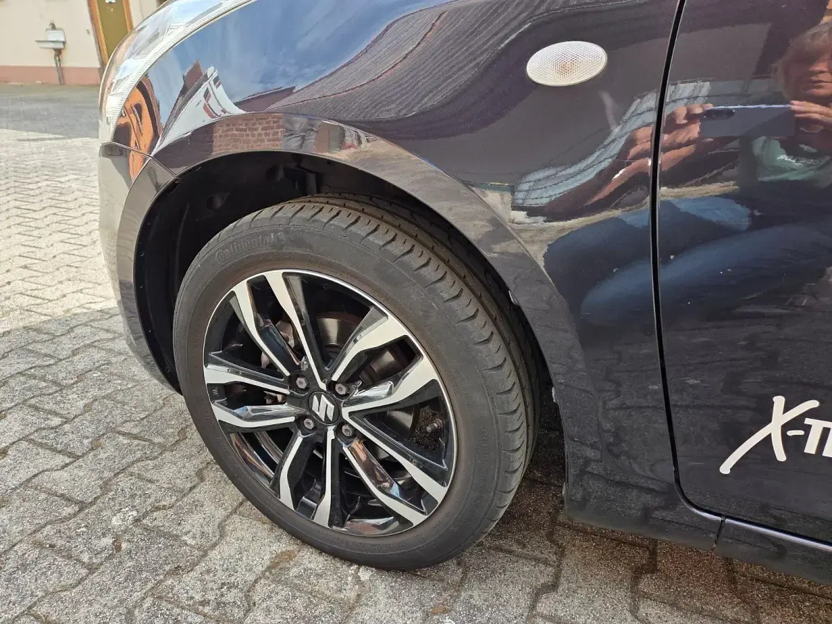 Usado Suzuki Swift X-TRA 94 CV (69 kW) 2015 Púrpura Utilitario