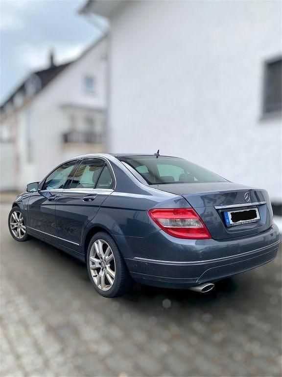 Gebraucht Mercedes C220 170 PS (125 kW) 2011 Grau Limousine