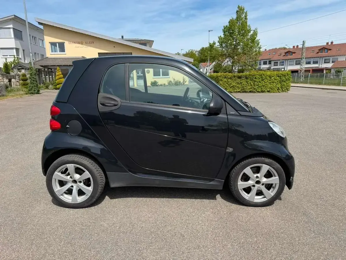 Gebraucht Smart ForTwo Coupé 71 PS (52 kW) 2008 Tridionsicherheitszelle schwa Coupé