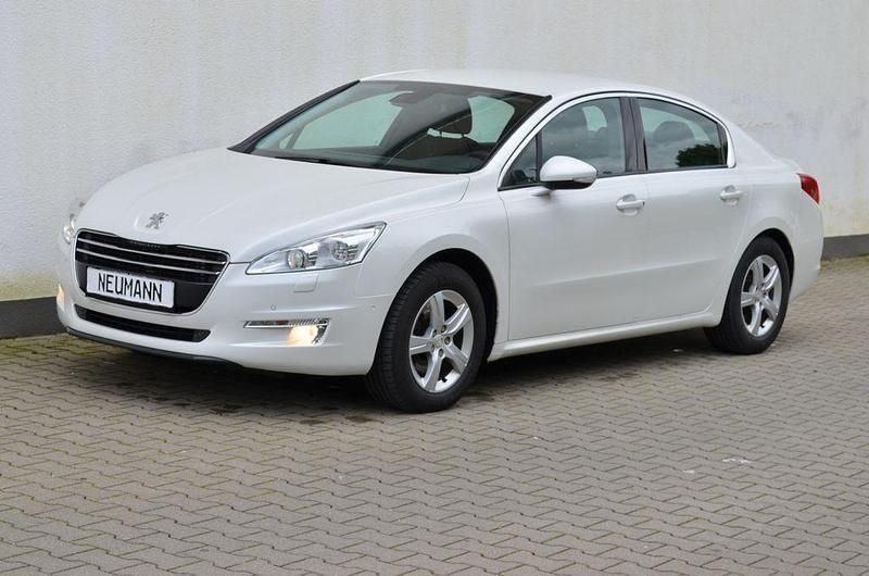 Gebraucht Peugeot 508 Active 163 PS (119 kW) 2011 Weiß Limousine