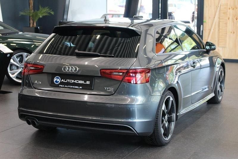 Używany Audi A3 S-Line 179 KM (131 kW) 2012 Szary Hatchback