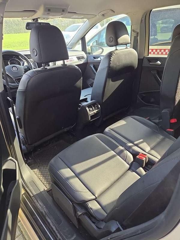 Gebraucht VW Touran 150 PS (110 kW) 2016 Beige Van / Kleinbus