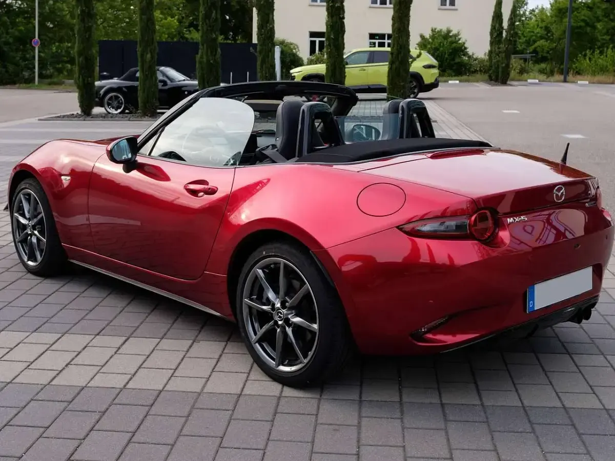 Gebraucht Mazda MX5 Selection 184 PS (135 kW) 2020 Rot Cabrio