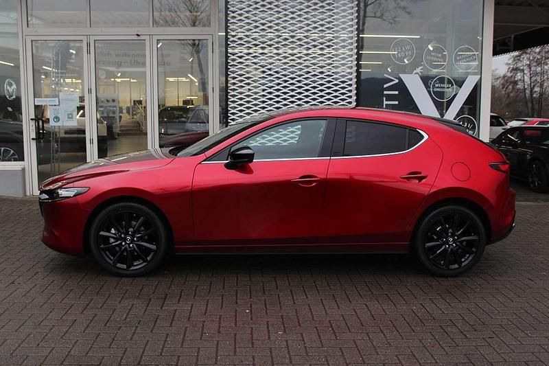Neu Mazda 3 Exclusive-Line 186 PS (136 kW) 2026 Rot Limousine