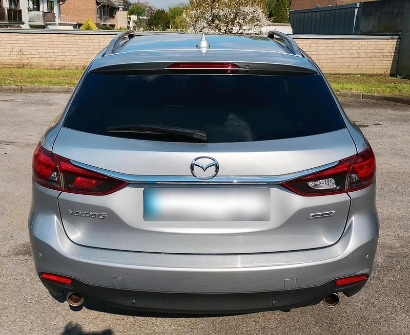 Usado Mazda 6 150 HP (110 kW) 2016 Prateado Carrinha