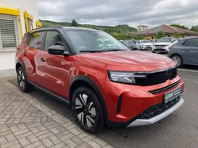 Neu Opel Frontera Ultimate 145 PS (106 kW) 2026 Kanyon orange dach schwarz SUV