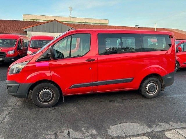 Rot Gebraucht 2014 Ford Transit Kombi | 9.990 € (Etwas zu teuer) - Bild 1/3
