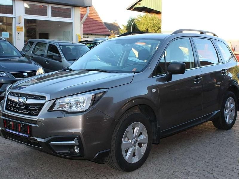 Gebraucht Subaru Forester Active 150 PS (110 kW) 2017 Burnished bronze metallic SUV