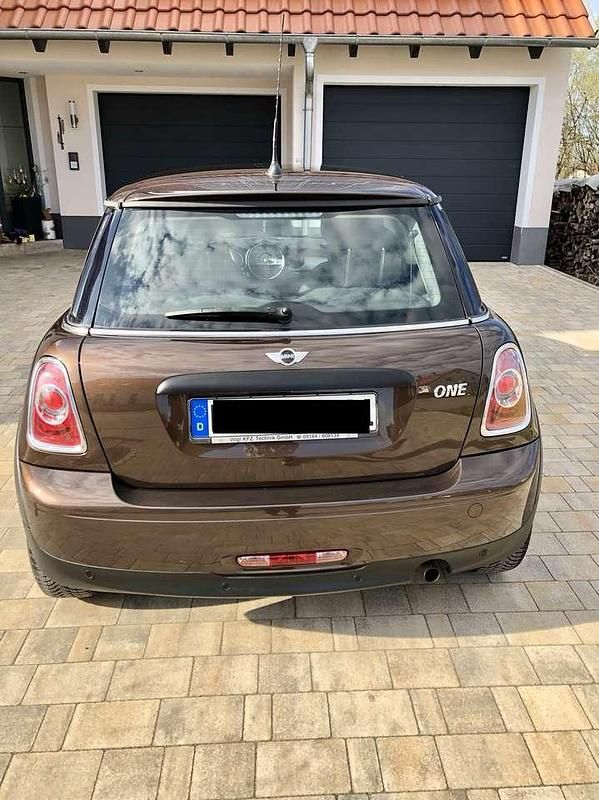 Gebraucht Mini ONE 98 PS (72 kW) 2012 Braun Kleinwagen