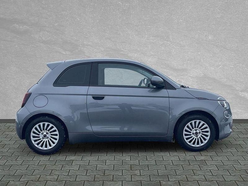Gebraucht Fiat 500e Action 69 kW (95 PS) 2022 Mineral grau Limousine