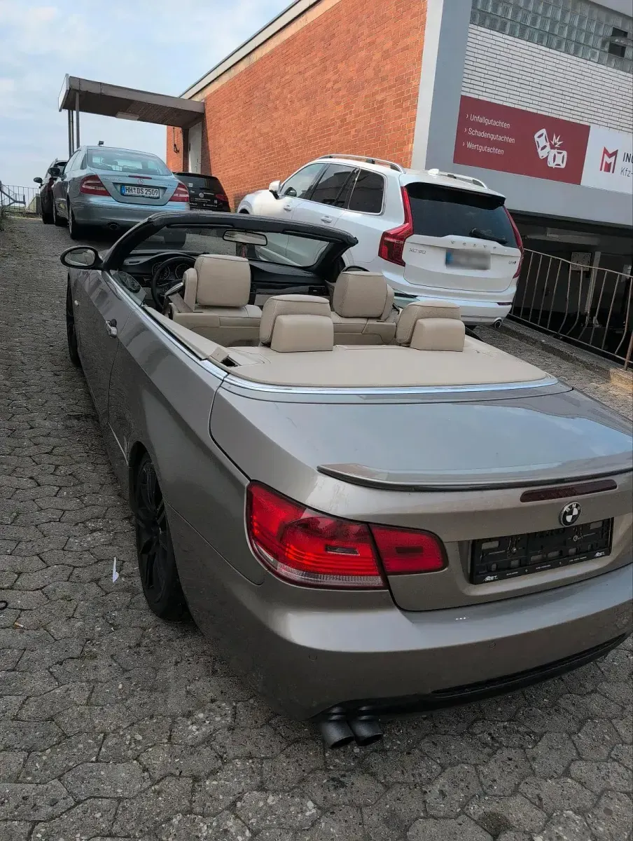 Gebraucht BMW 330 Cabriolet 231 PS (169 kW) 2007 Beige Cabrio
