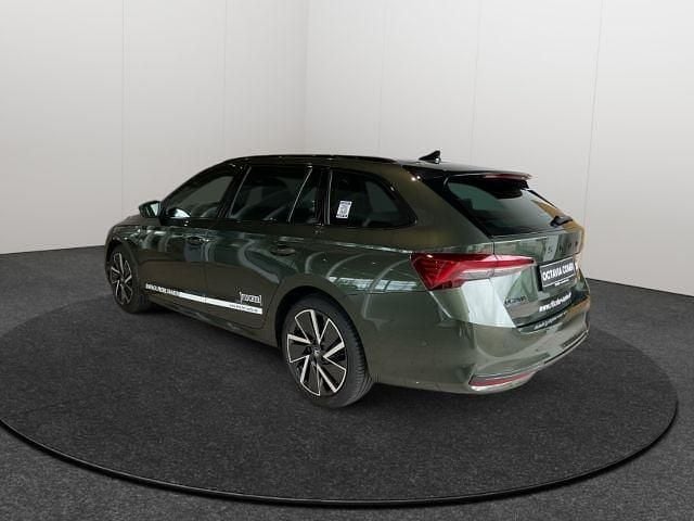 Gebraucht Skoda Octavia SportLine 150 PS (110 kW) 2025 Khakigrün metallic Kombi