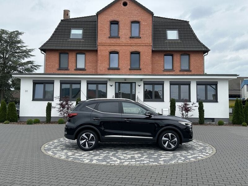 Schwarz Gebraucht 2022 MG ZS Comfort Limousine | 15.950 € (Guter Preis) - Bild 1/4