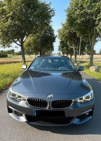 Grau Gebraucht 2017 BMW 420 M Sport Cabrio | 30.000 € (Teuer) - Bild 1/4