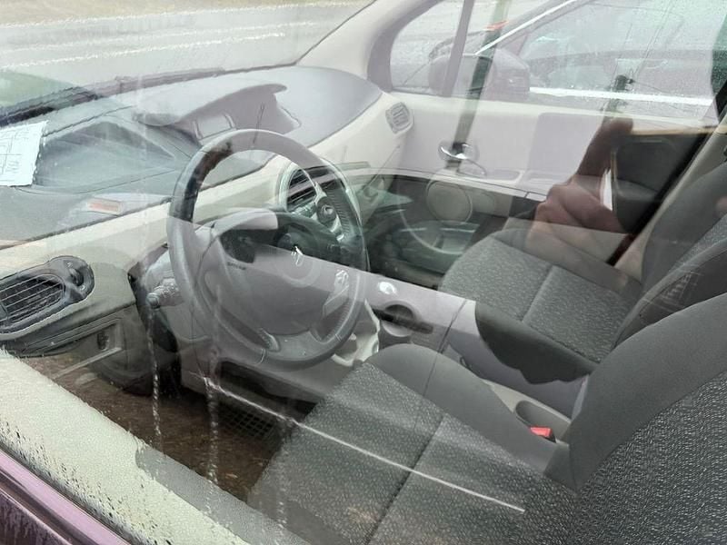 Second-hand Renault Modus 88 CP (64 kW) 2005 Negru Monovolum